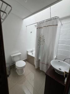 Koupelna v ubytování Hostal Amerindia