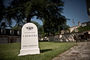 Fotografie z fotogalerie ubytování Champagne André Bergère & Suites v destinaci Épernay