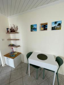 Fotografie z fotogalerie ubytování Charming Ground-Floor Studio in South Coast Barbados v destinaci Bridgetown
