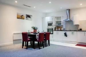 Galeriebild der Unterkunft Luxury Short Stay Apartment in Hounslow