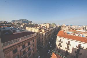 Nespecifikovaný výhled na destinaci Palermo nebo výhled na město při pohledu z hotelu