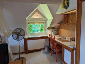 Foto dalla galleria di Chambre calme avec Wifi et parking sécurisé, proche naturaleza - FR-1-590-501 a Presnoy