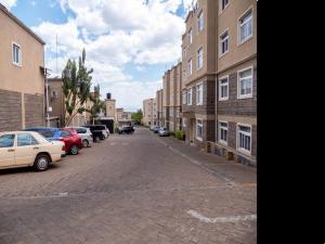 Φωτογραφία από το άλμπουμ του Essie Suite-Milimani Apartment Nakuru σε Νακούρου