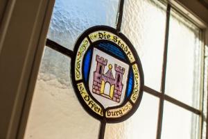 Certifikát, hodnocení, plakát nebo jiný dokument vystavený v ubytování Boardinghouse Sonne