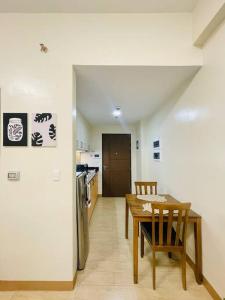 Afbeelding uit fotogalerij van 25 Central Luxury Studio in Iloilo City