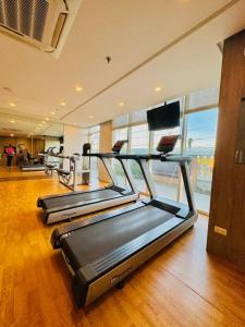 Γυμναστήριο ή/και όργανα γυμναστικής στο 25 Central Luxury Studio +11 φωτογραφίες