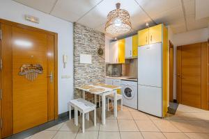 Kuchyňa alebo kuchynka v ubytovaní Apartamento El Dorado cerca del mar