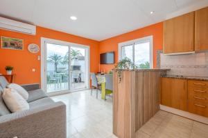 Kuchyňa alebo kuchynka v ubytovaní Apart-rent Apartment Bahia 0012