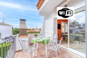Balkón alebo terasa v ubytovaní Apart-rent Apartment Bahia 0012