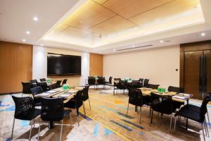 TV o dispositivi per l'intrattenimento presso Hampton by Hilton Guangzhou Zhujiang New Town - Free Shuttle Bus to Canton Fair