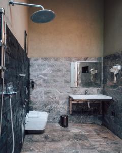 Koupelna v ubytování Arangala Forest Lodge + 111 fotografií