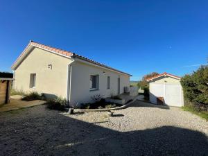 Φωτογραφία από το άλμπουμ του LaDolceVita123 Spa Sauna Terrasse couverte WIFI σε Monistrol-sur-Loire