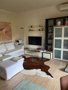 Et tv og/eller underholdning på Anja`s Villa