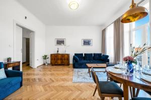 Posezení v ubytování Stara Praga Apartment - Top Location, Balcony - by Rentujemy