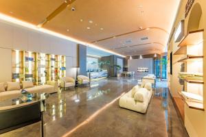 Ruang duduk di Atour Hotel Beijing Panjiayuan Shilihe