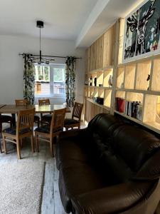 Gallery image of Cabana dintre Văi in Runcu