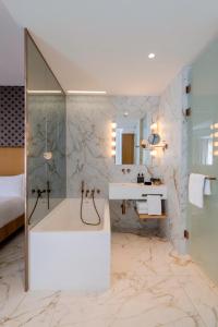 Koupelna v ubytování UMusic Hotel Madrid
