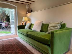 Χώρος καθιστικού στο Victorian Red Brick Barn in the Heart of Stamford +13 φωτογραφίες