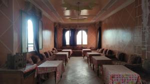 Posezení v ubytování hôtel oasis tinghir