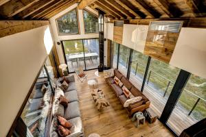an overhead view of the living room of a tiny house at Chalet Cotes du Lavancher in Chamonix-Mont-Blanc