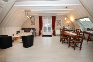 Gallery image of Le clocher aux cigognes au village de Bergheim in Bergheim