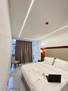 Jerash Hotel客房内的一张或多张床位
