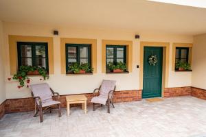 Fotografie z fotogalerie ubytování Apartmány V zahradě v destinaci Troubsko