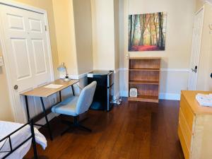 Φωτογραφία από το άλμπουμ του Big room in Federal Hill, Downtown with shared bathroom ca σε Providence