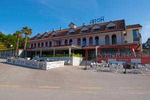 Budova, v ktorej sa hotel nachádza