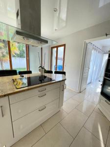 Gallery image of Villa d'architecte 4 chambres 9 Personnes Proche Disney Paris in Le Perreux-Sur-Marne