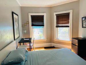 Gallery image of Offline Spacious room in Federal Hill near Downtown with shared bathroom 14 in Providence