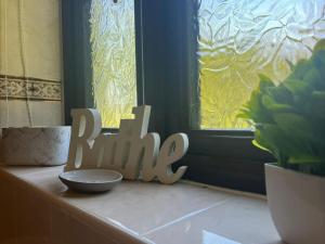 Fotografie z fotogalerie ubytování Dog friendly 2 bed cottage close to the river Thurne v destinaci Potter Heigham