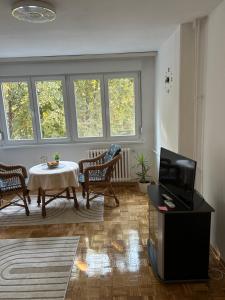 Istumisnurk majutusasutuses Apartman Tejsi