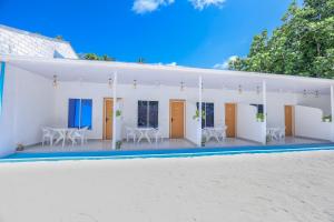 Bassein majutusasutuses Aashaan View Thoddoo või selle lähedal