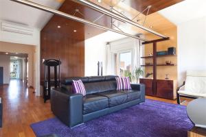 Posezení v ubytování Stay U-nique Apartments Salvador Espriu