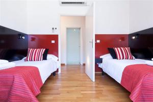 Postel nebo postele na pokoji v ubytování Stay U-nique Apartments Salvador Espriu