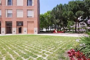 Zahrada ubytování Stay U-nique Apartments Salvador Espriu