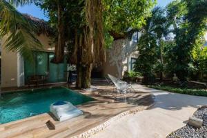 Πισίνα στο ή κοντά στο Amazing 4BR house with private pool