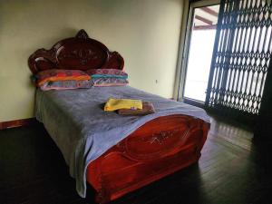 En eller flere senge i et værelse på Castelnuovo villa del mar