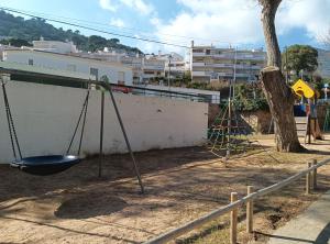 Foto da galeria de Apartamento con piscina - Tossa - Magníficas vistas al mar em Girona