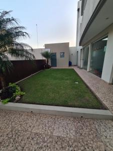 Vrt ispred objekta Monoambiente amplio y cómodo Oasis