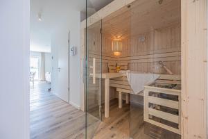 Postel nebo postele na pokoji v ubytování Ferienwohnung Wiking-Koje 1 Schleswig