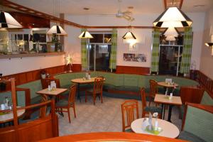 Restoran atau tempat lain untuk makan di Jasmin Privatzimmer