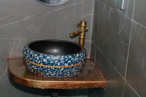 Koupelna v ubytování Lavender Hotel 202 - Nam Đuống, Thượng Thanh, Long Biên