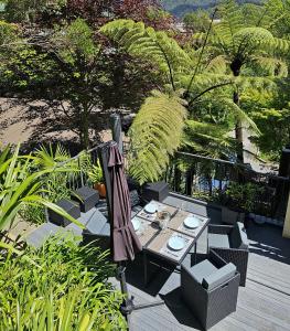 Κήπος έξω από το Private Getaway for 2 Surrounded by Native Bush