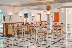 Restaurace v ubytování Hotel Rosa