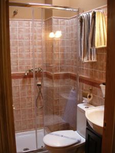 Phòng tắm tại Casas Rurales La Casina
