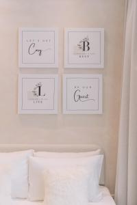 Ένα ή περισσότερα κρεβάτια σε δωμάτιο στο Riverine Diamond Condominium