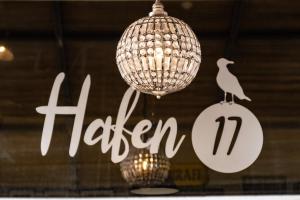 Certifikát, hodnocení, plakát nebo jiný dokument vystavený v ubytování Hafen 17 Hotel Küche Bar