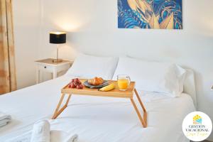 Posteľ alebo postele v izbe v ubytovaní Marina Primavera Heated Pool Free Wifi + 14 fotografií